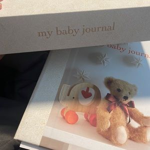 Journal for your newborn babies milestones